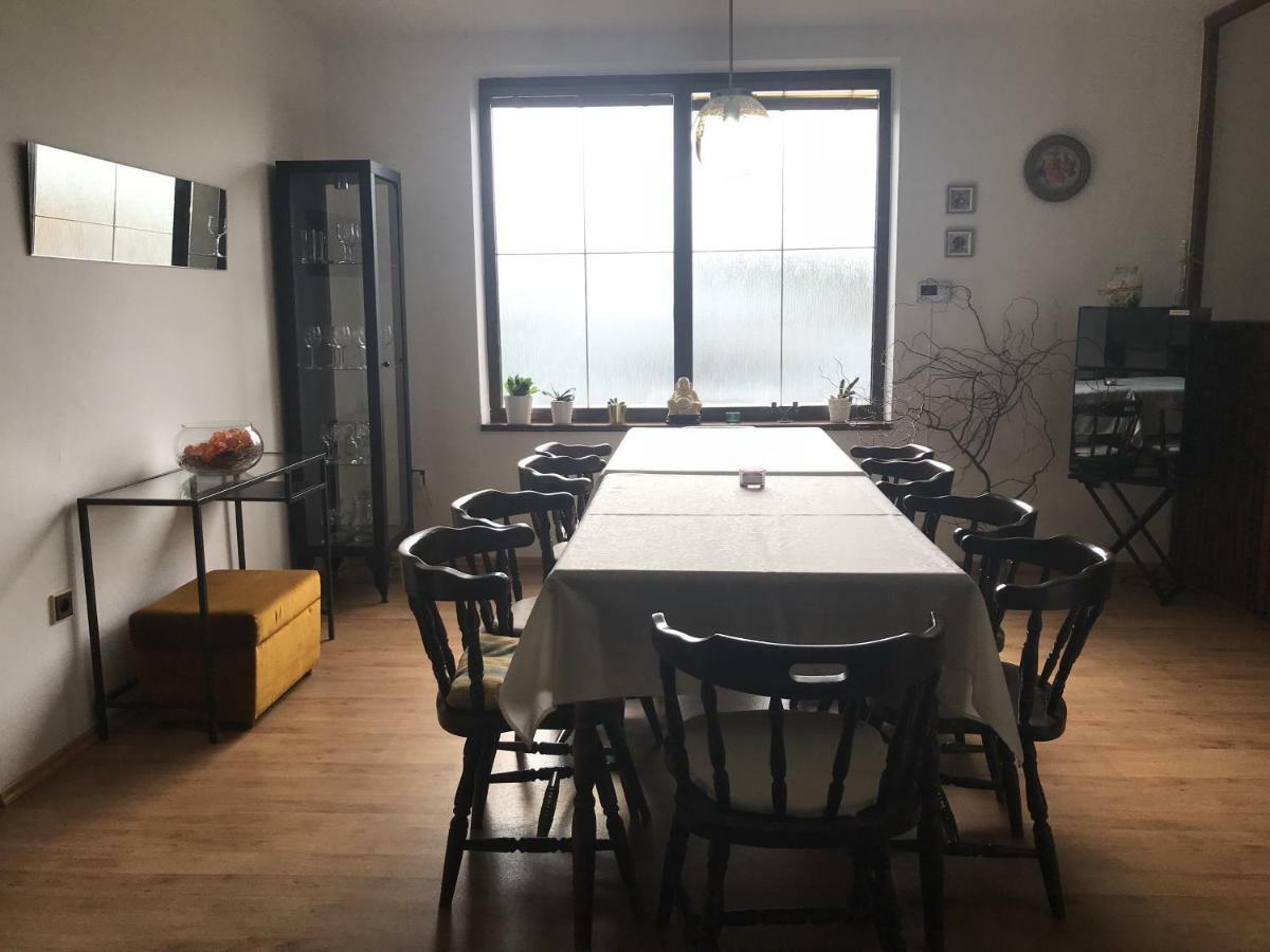 Věstonická jízdárna Apartamento Dolni Vestonice Exterior foto
